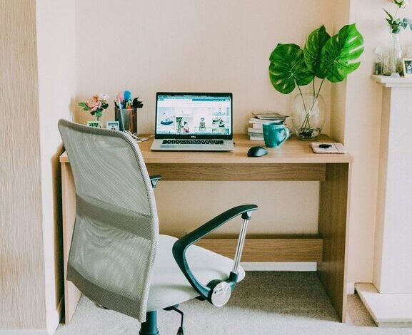 Tips for Creating a Comfortable and Productive Home Office Space